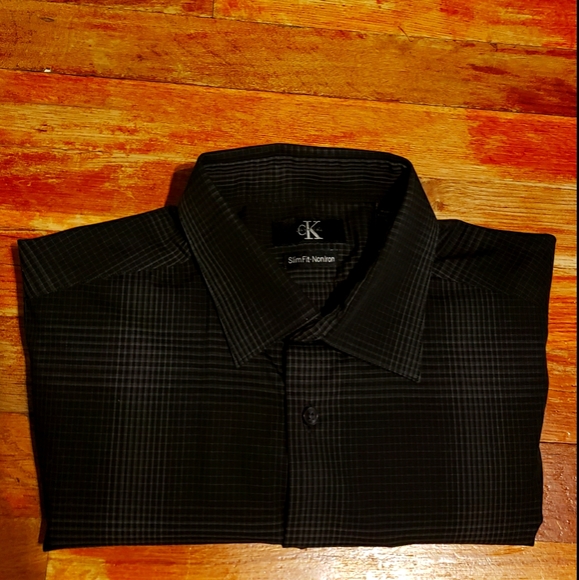 CALVIN KLEIN: Dress Shirt. Size- 15.5, 32/33 - Picture 7 of 10